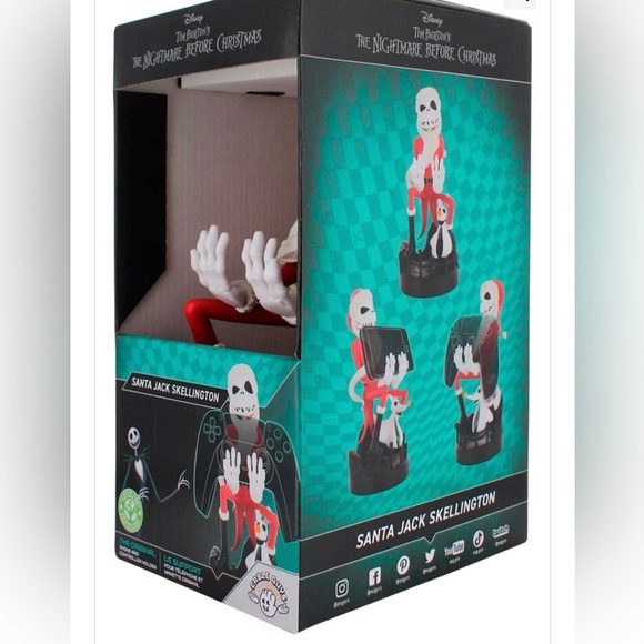 Black Controller Holder with Santa Skeleton Design - Picture 7 of 11